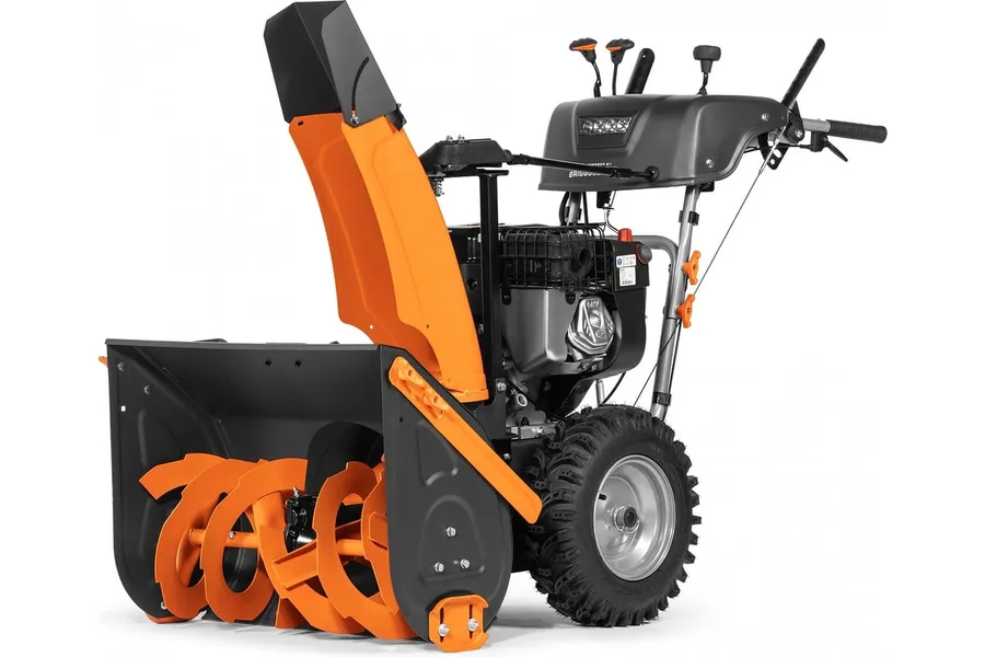 Бензиновый снегоуборщик двигателем Briggs&Stratton DAEWOO DAST 227