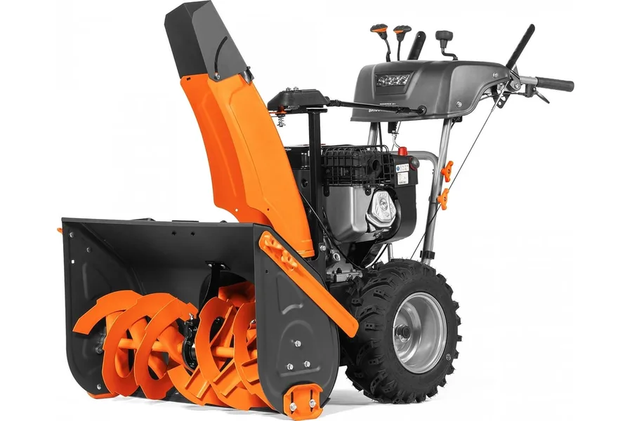 Бензиновый снегоуборщик двигателем Briggs&Stratton DAEWOO DAST 330